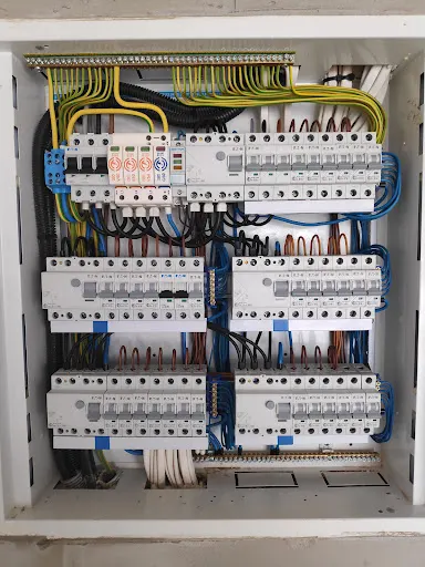 KAMEL Usługi elektroinstalacyjne Kamil Janczyszyn